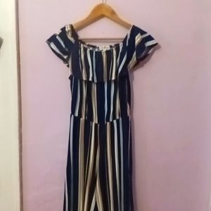 I m selling full circle trends